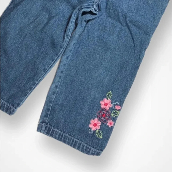 4/$20  Blue Pull Up Embroidered Jeans - Picture 2 of 4